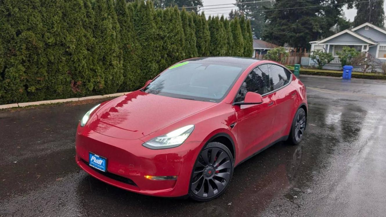 TESLA MODEL Y 2020 5YJYGDEF9LF003360 image